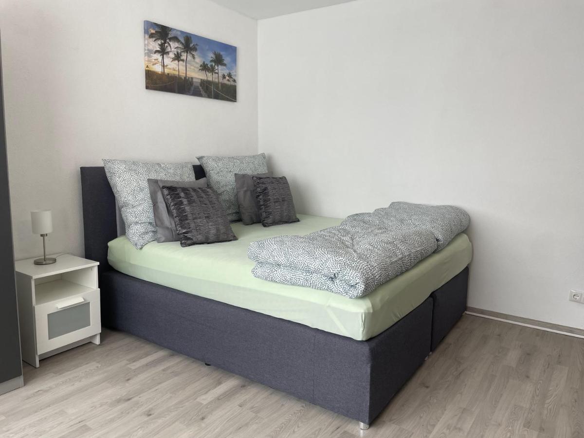 Perfekte 1,5 Wohnung Zentral In Leonberg Gegenueber Einkaufzentrum Exterior photo